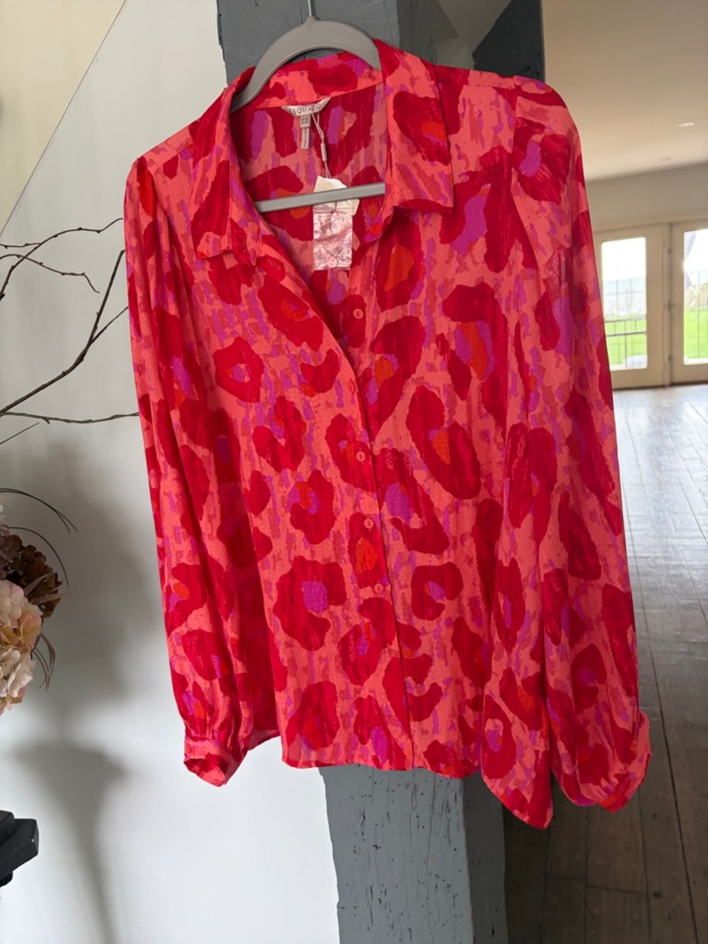 ESQUALO Red and Pink Abstract Button-Down Blouse - Picture 2 of 3